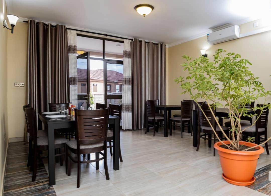 Legacy Suites Lilongwe Ngoại thất bức ảnh
