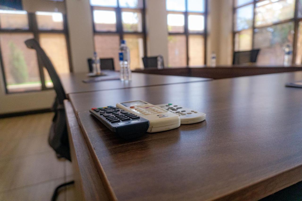 Legacy Suites Lilongwe Ngoại thất bức ảnh